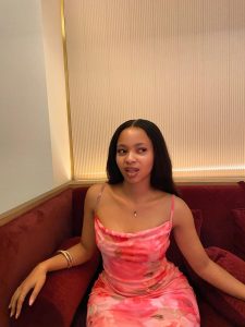 Comment réserver une escort au Gabon – Guide pas à pas